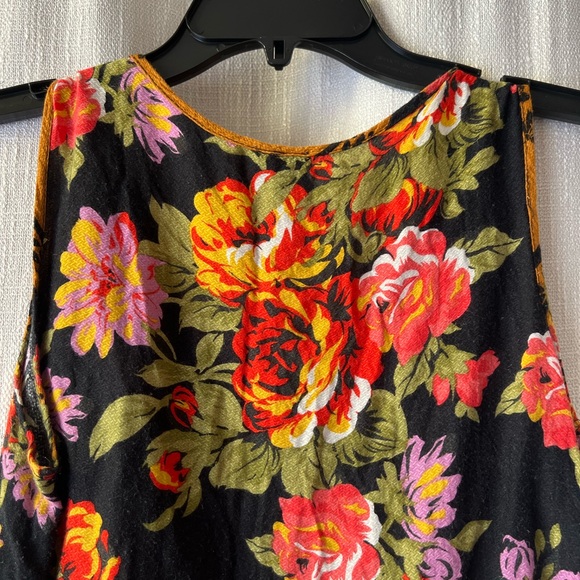 RARE FARM Rio Floral Top - Picture 7 of 8